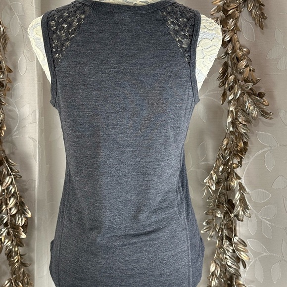 Maurices‎ Women’s Small Gray Lace Trim Graphic Tank Top Country Concert Vibe - Picture 4 of 11